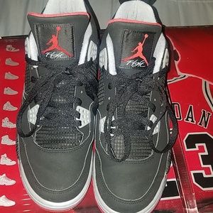 Air Jordan 4 Bred ( CDP  )